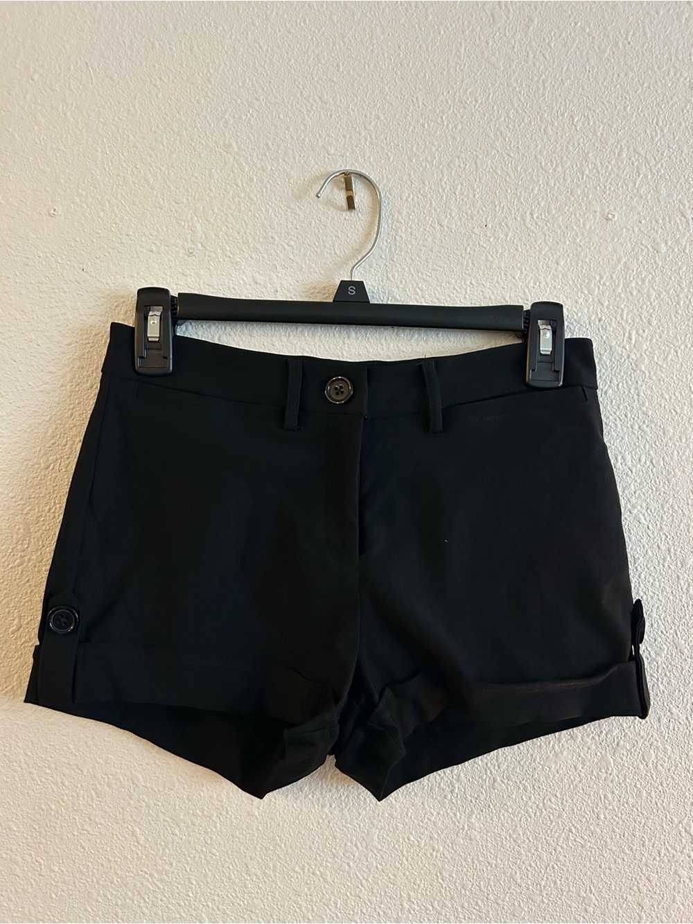 Black Women's Tailored Shorts - Classic High-Rise Style